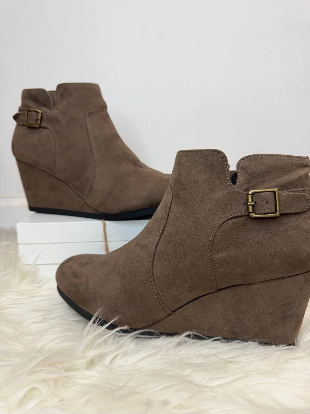 Women’s Suede Wedge Ankle Boots - Taupe